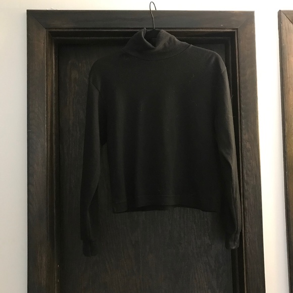 Basic Black Turtleneck Top - Picture 5 of 6